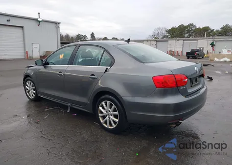 2014 Volkswagen Jetta из США, поврежденный, VIN 3VWD17AJ2EM289592